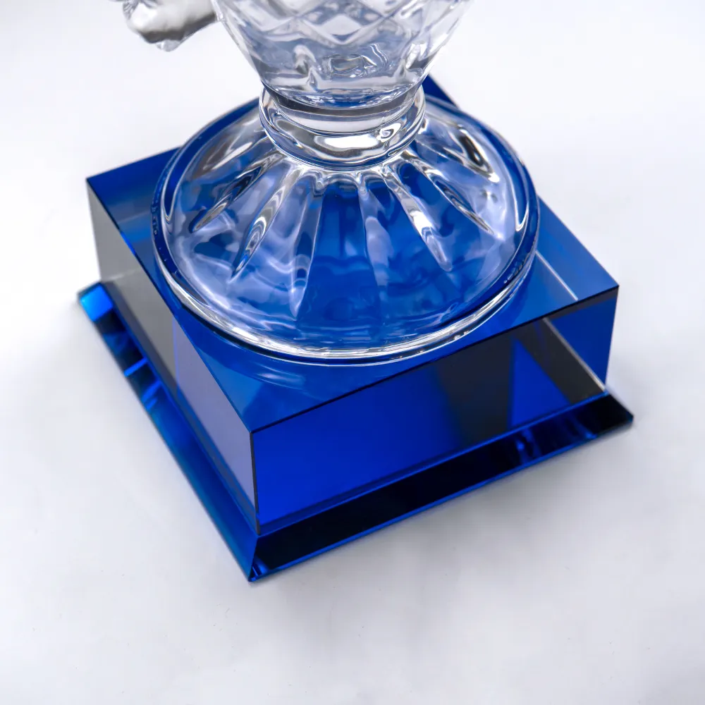 Large Crystal Glass Trophy Cup with Chocolate Gift Edition in Luxury Bo 5