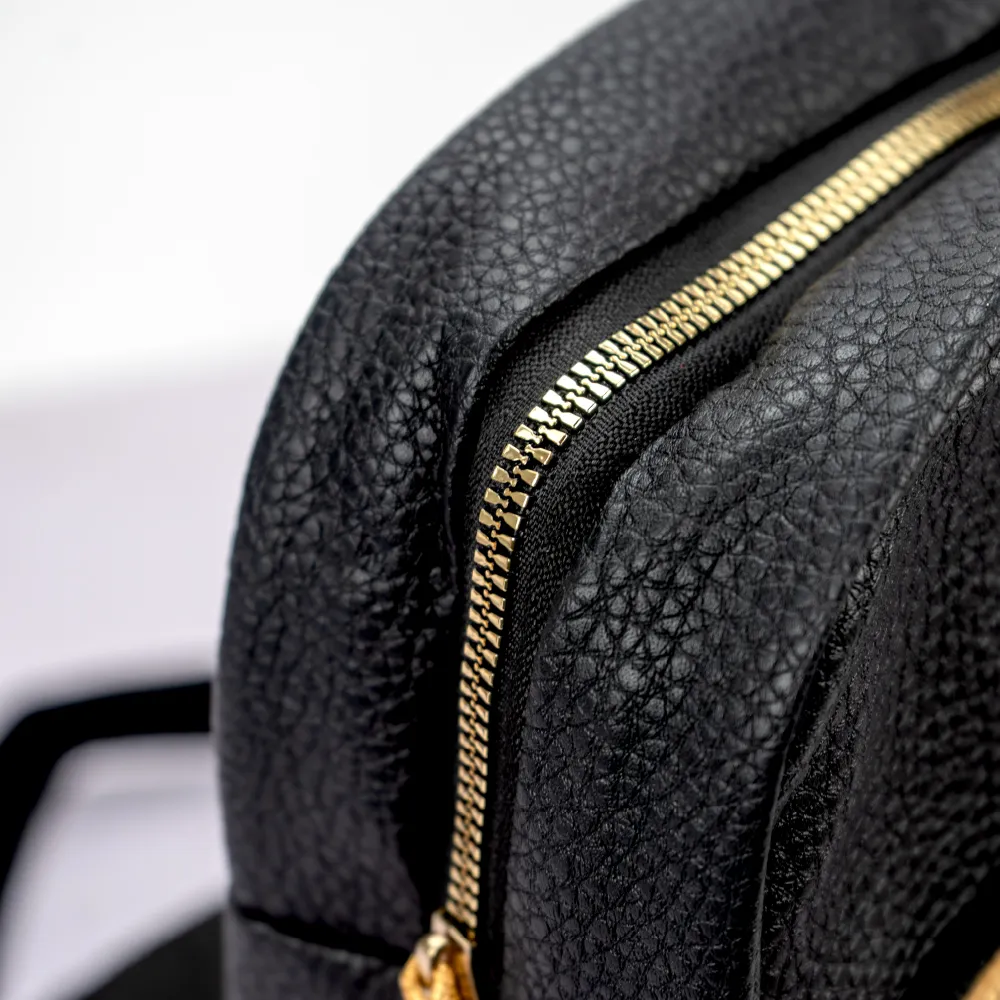 Crossbody Bag in PU Leather with Arabic Traditional Gold Bisht Design 5