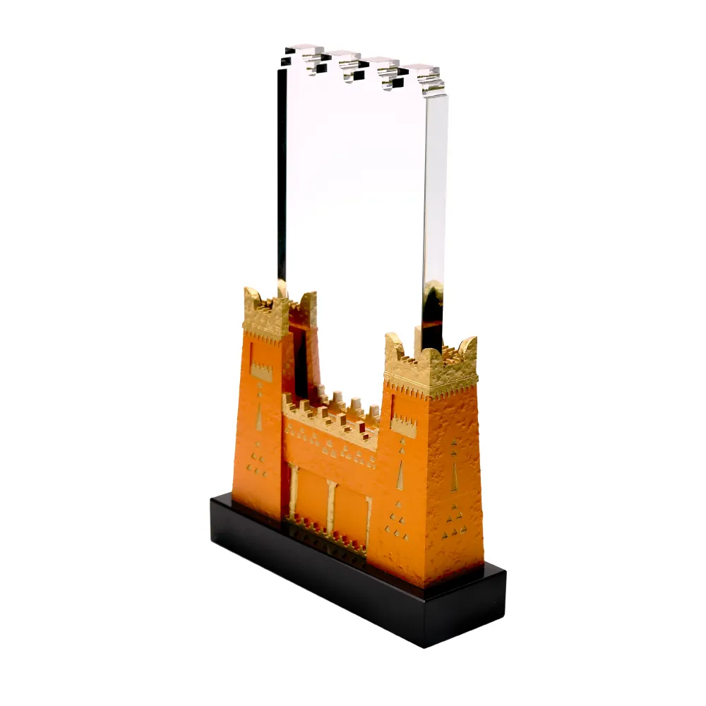 Castle Design Crystal Award in Black Presentation Box 5