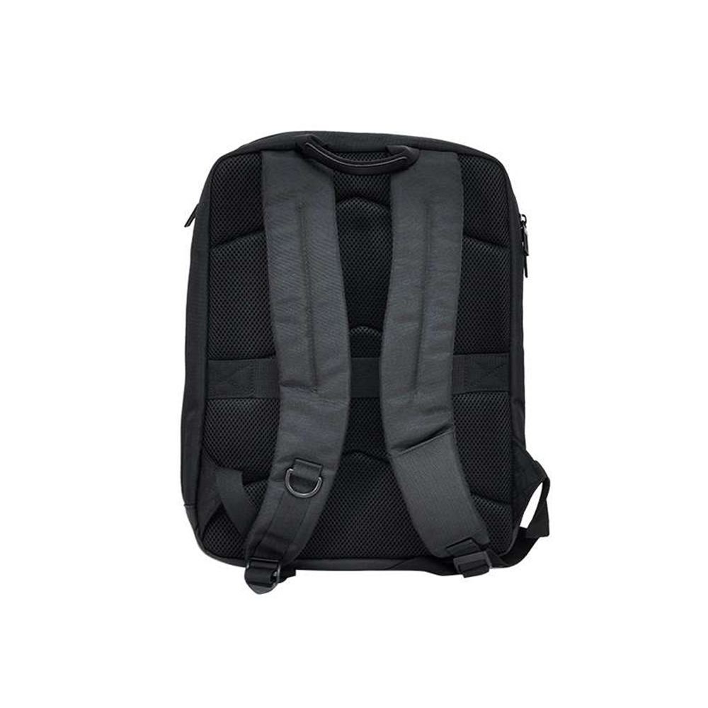 Backpack with 17L capacity 4