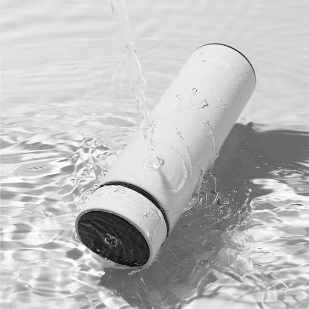 Stainless steel bottle with temperature display 3