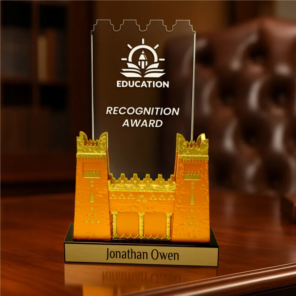 Castle Design Crystal Award in Black Presentation Box 8