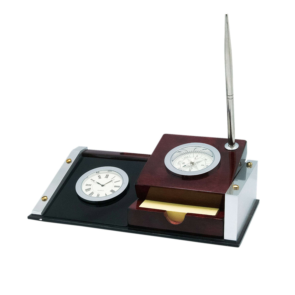 Wooden Desk Clock 2
