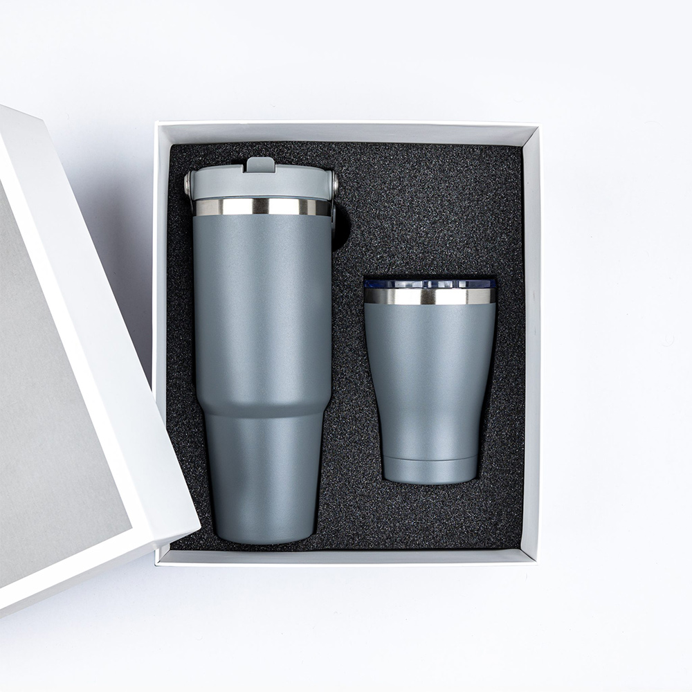 Combistan Gift Set – 900ml Stan flask and 350ml Wrin Cup 2