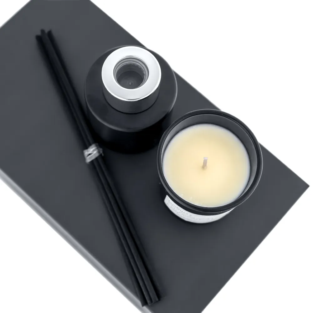 Scented Candle and Aroma Reed Diffuser with 6 Pcs Sticks Gift Sets 4